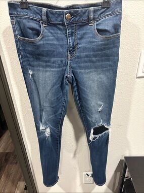 American Eagle Outfitters Skinny Jeans - Medium Blue Distressed